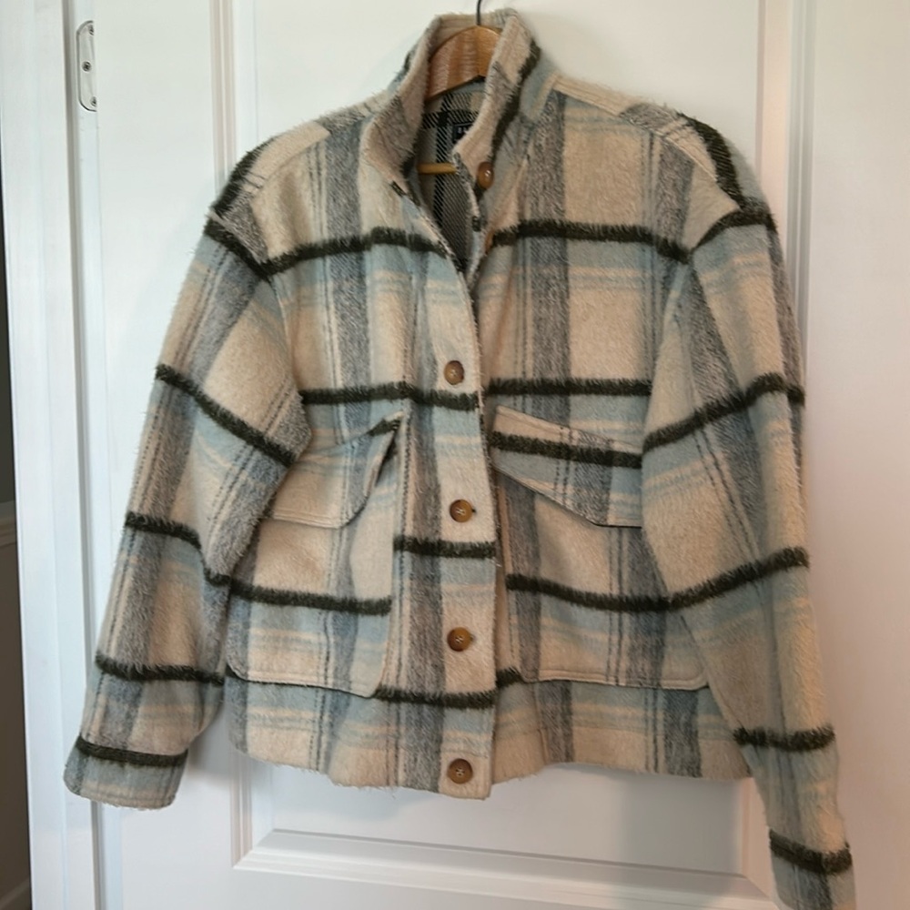 Fuzzy plaid coat women’s large